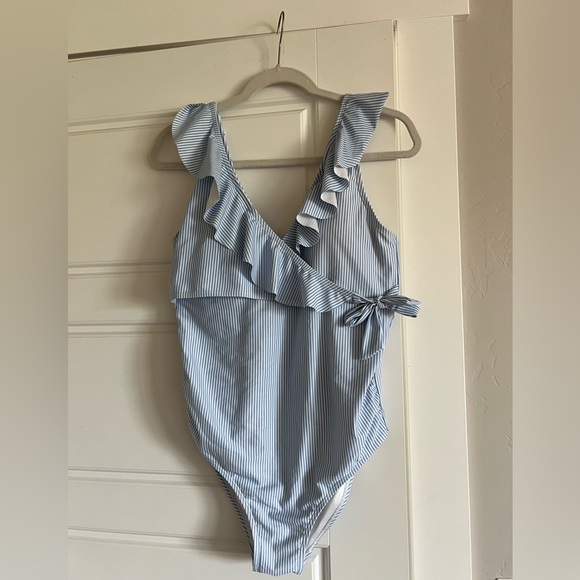 Kindred Bravely Maternity Swimsuit - Picture 1 of 4